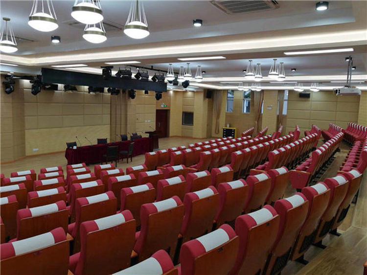 黑龍江大慶學(xué)校多功能報(bào)告廳軟包吸音板聲學(xué)工程 黑龍江大慶學(xué)校多功能報(bào)告廳軟包吸音板聲學(xué)工程